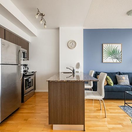 Globalstay. Burano Condos In Downtown Toronto Esterno foto