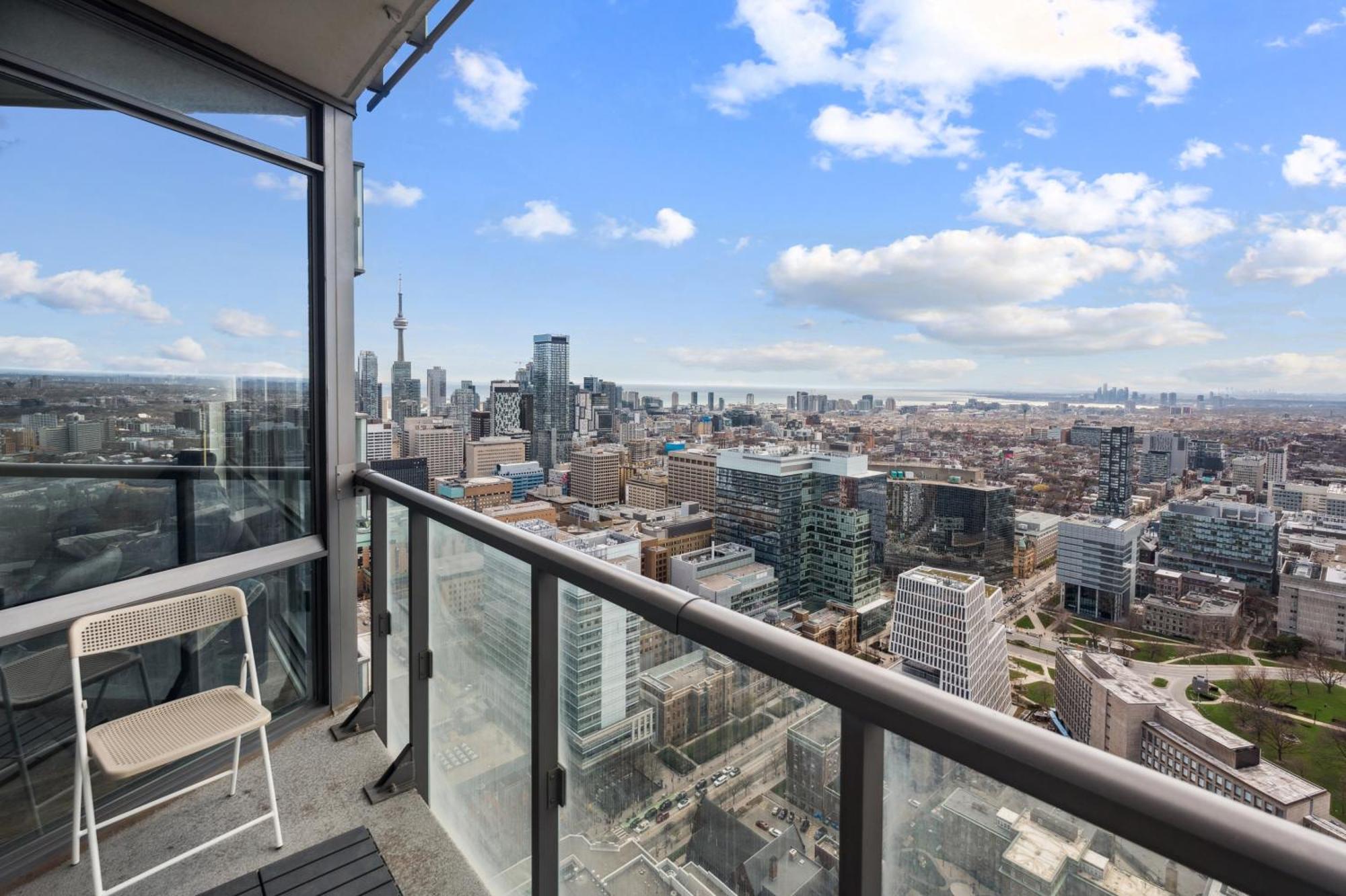 Globalstay. Burano Condos In Downtown Toronto Esterno foto