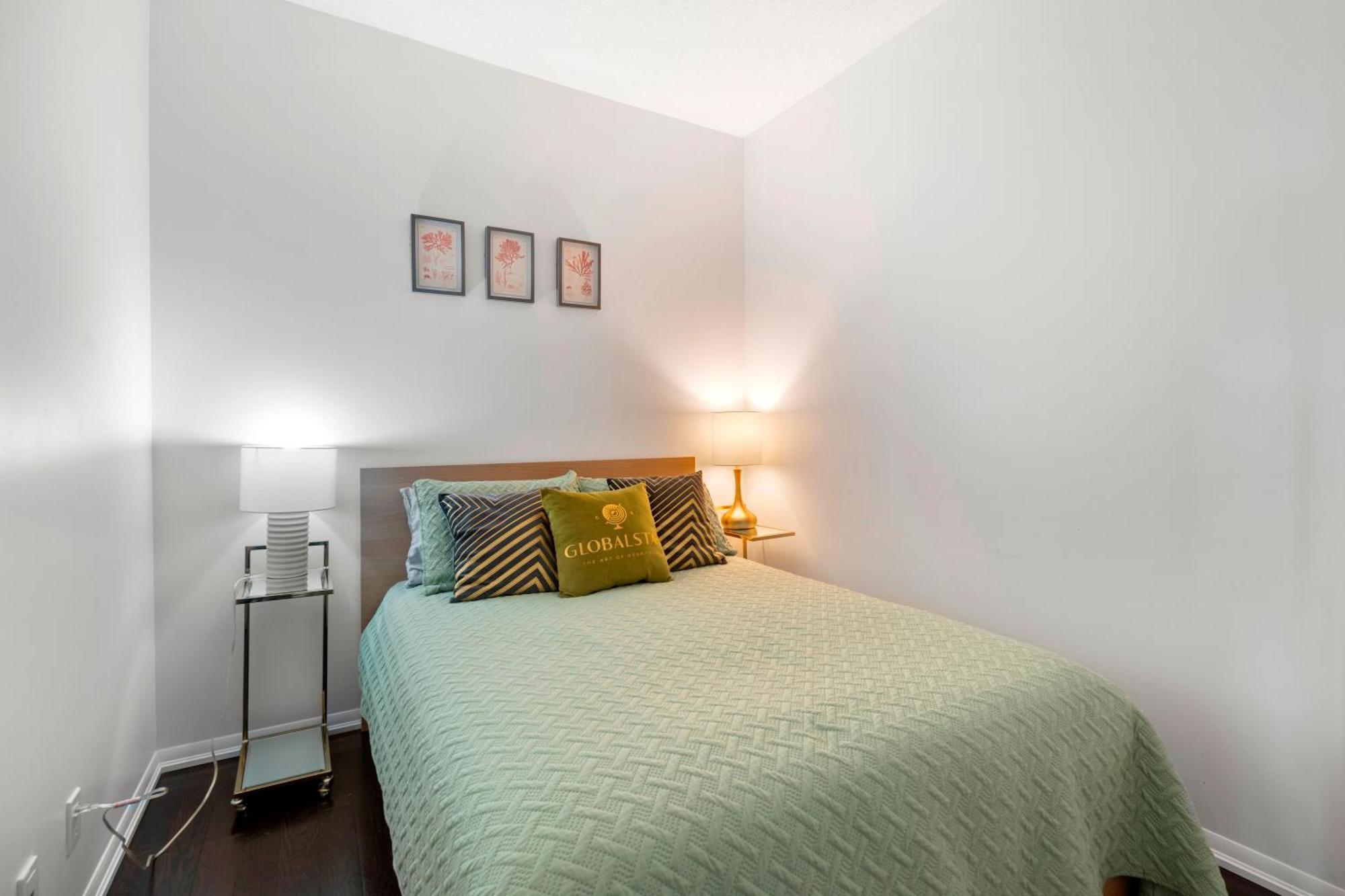 Globalstay. Burano Condos In Downtown Toronto Esterno foto