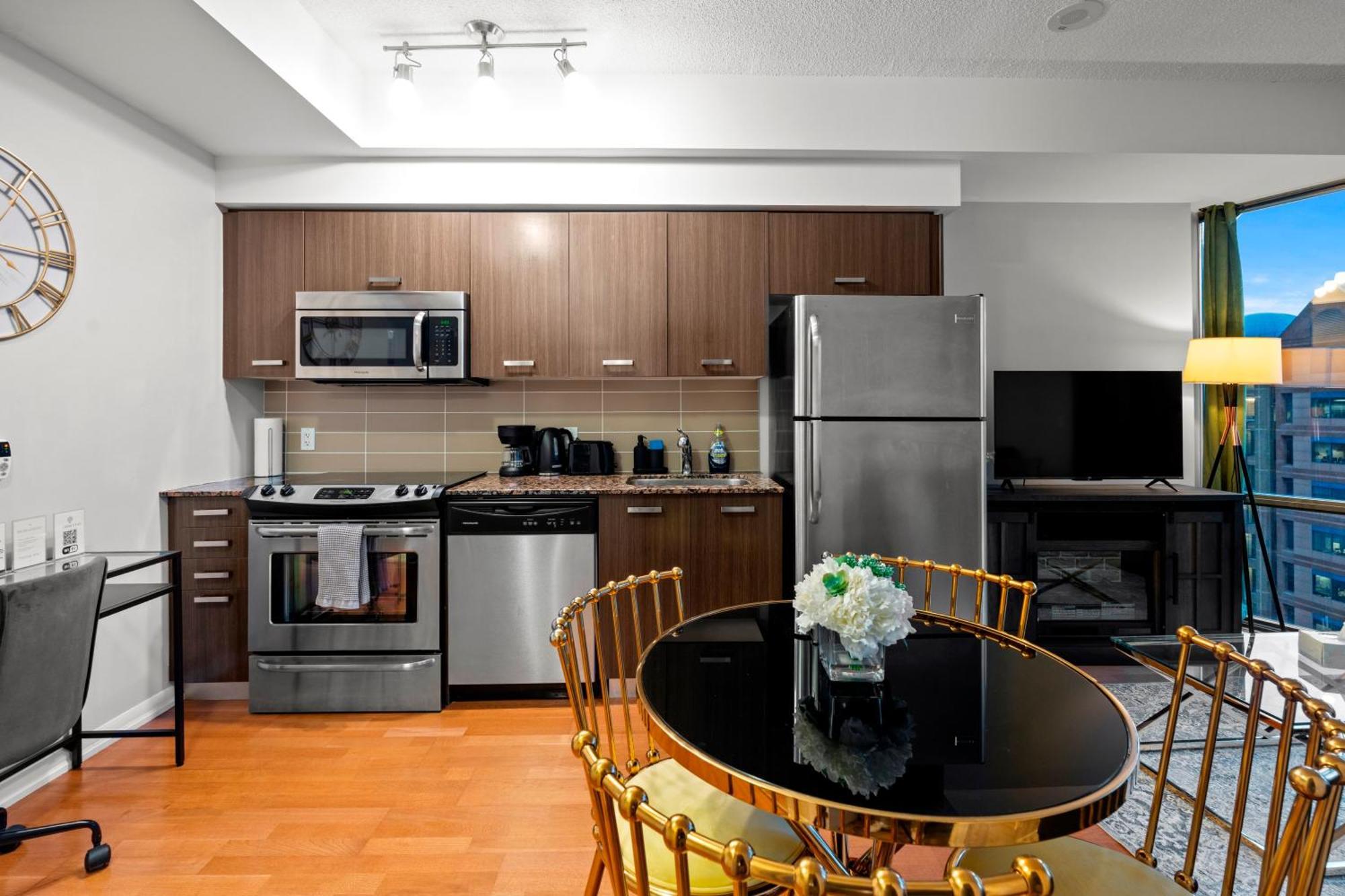 Globalstay. Burano Condos In Downtown Toronto Esterno foto