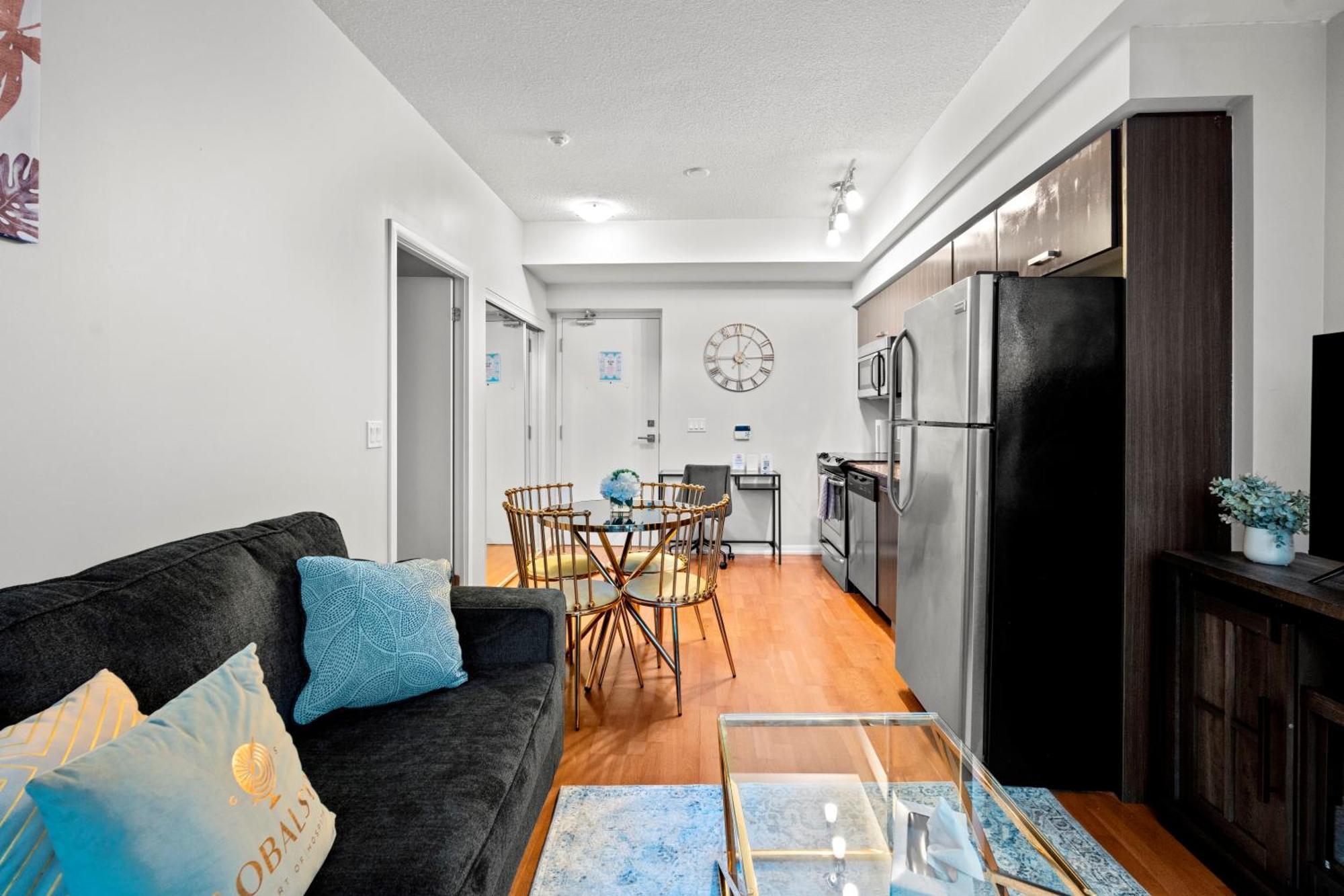 Globalstay. Burano Condos In Downtown Toronto Esterno foto